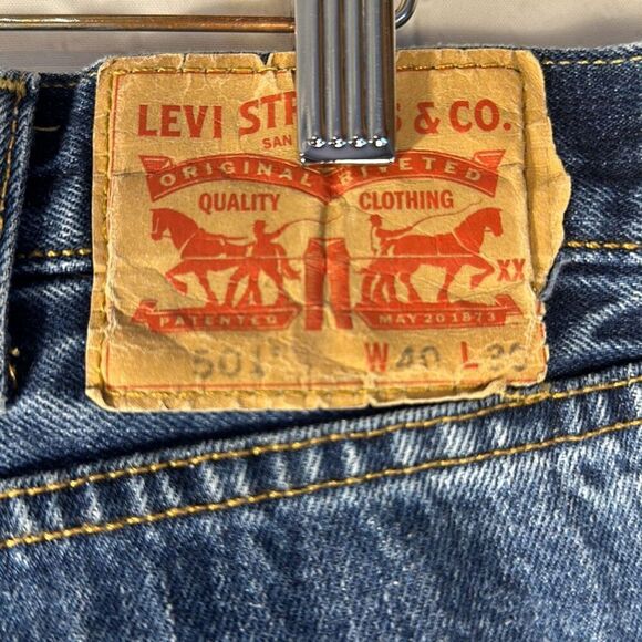 Levi’s Mens 501 Button Fly Straight Jeans size W40 x L30 - Picture 4 of 10